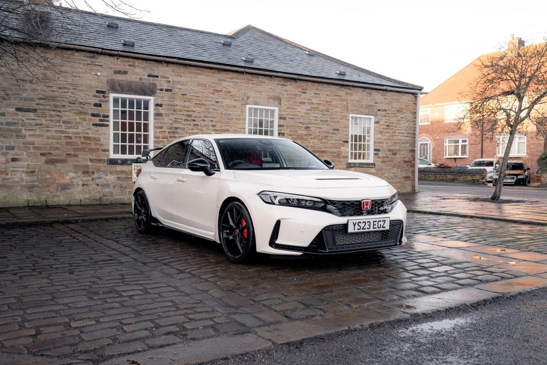 2023 Honda FL5 Civic Type R - Image 11 of 31