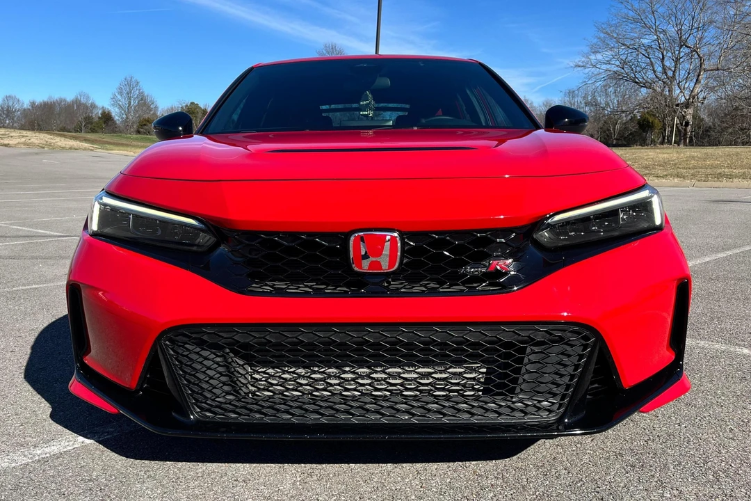 2023 Honda FL5 Civic Type R - Image 2 of 31