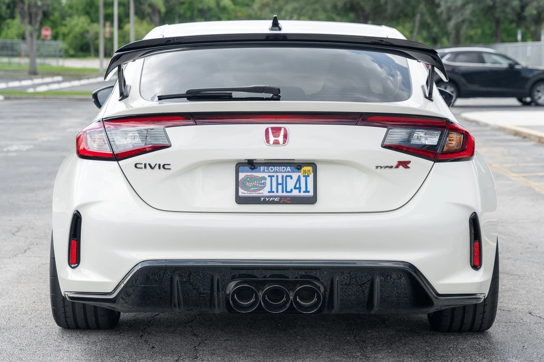 2023 Honda FL5 Civic Type R - Image 5 of 31