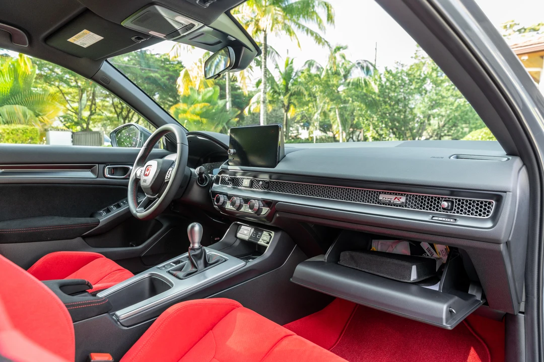 2023 Honda FL5 Civic Type R - Image 31 of 31