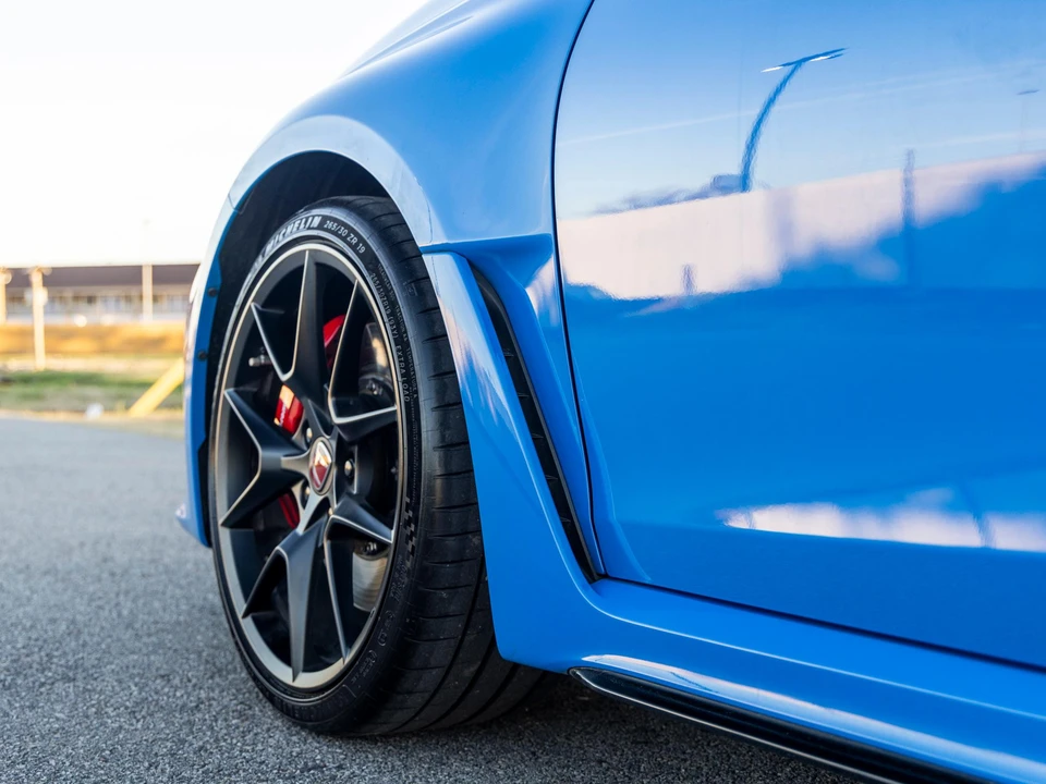 2023 Honda FL5 Civic Type R - Image 18 of 31