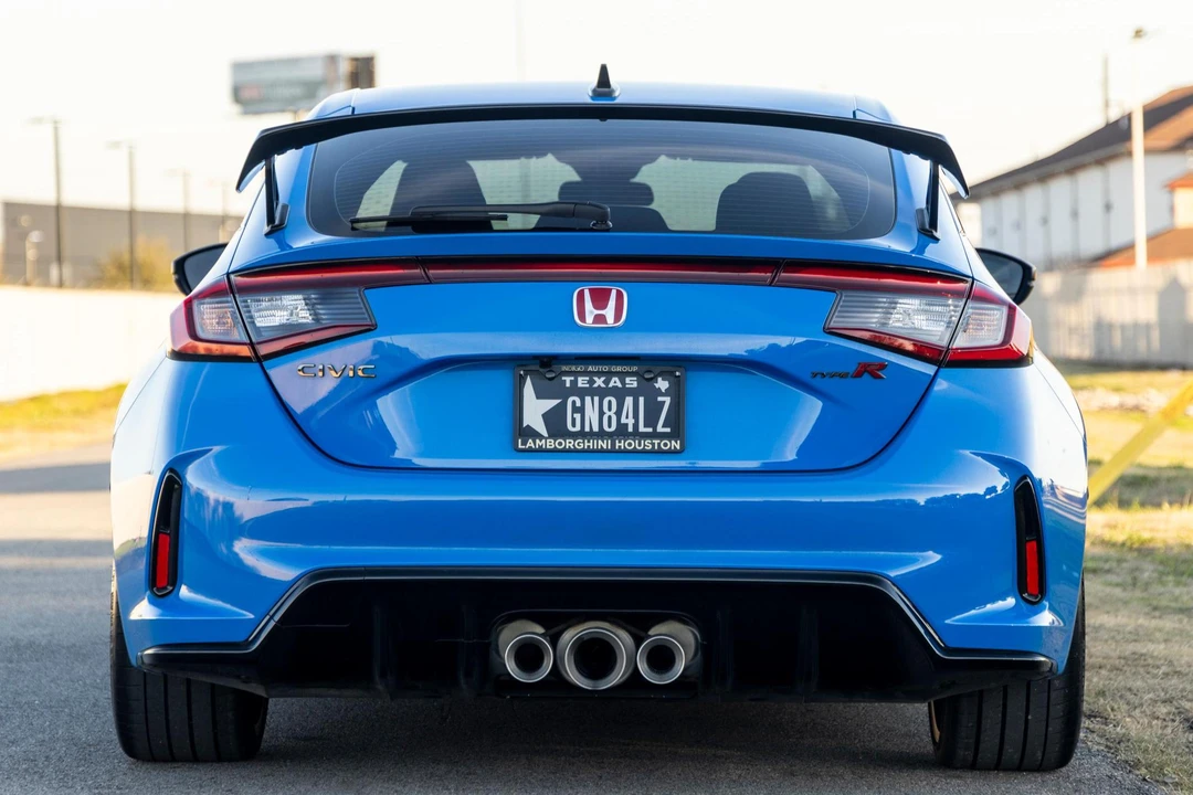 2023 Honda FL5 Civic Type R - Image 5 of 31
