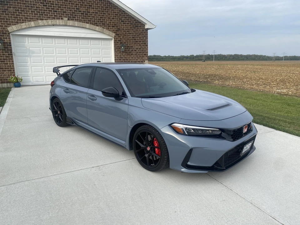 2023 Honda FL5 Civic Type R - Image 10 of 31