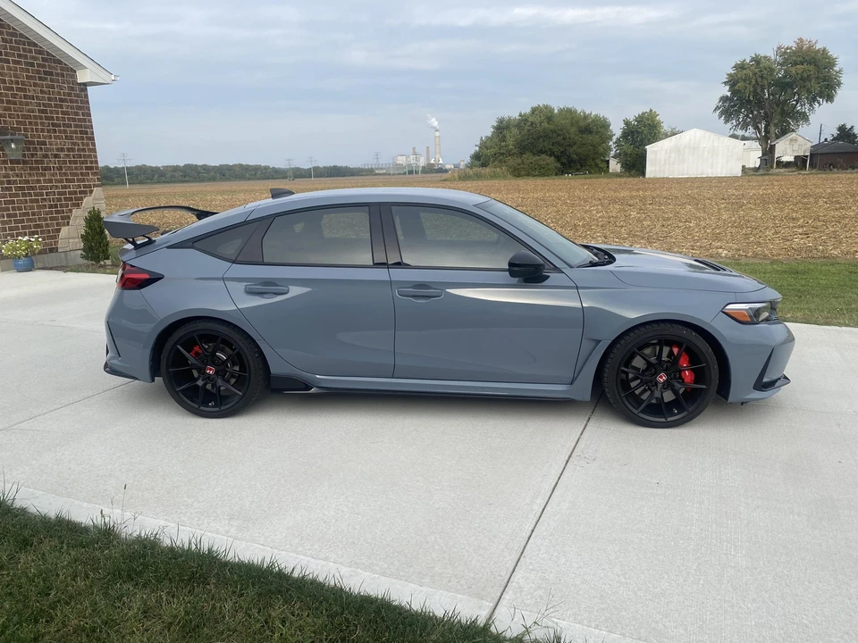 2023 Honda FL5 Civic Type R - Image 9 of 31
