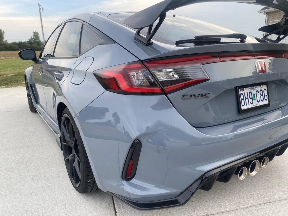 2023 Honda FL5 Civic Type R - Image 26 of 31