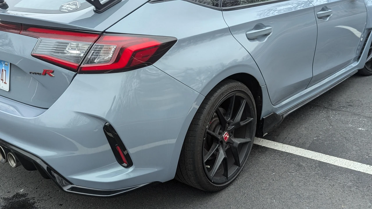 2023 Honda FL5 Civic Type R - Image 26 of 31