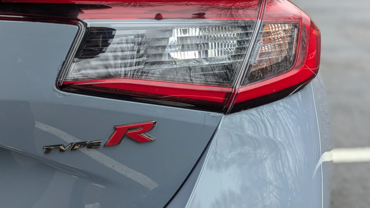 2023 Honda FL5 Civic Type R - Image 29 of 31
