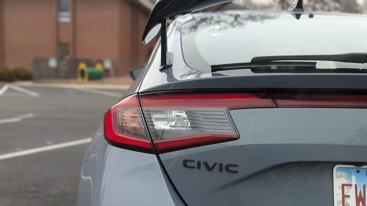 2023 Honda FL5 Civic Type R - Image 23 of 31