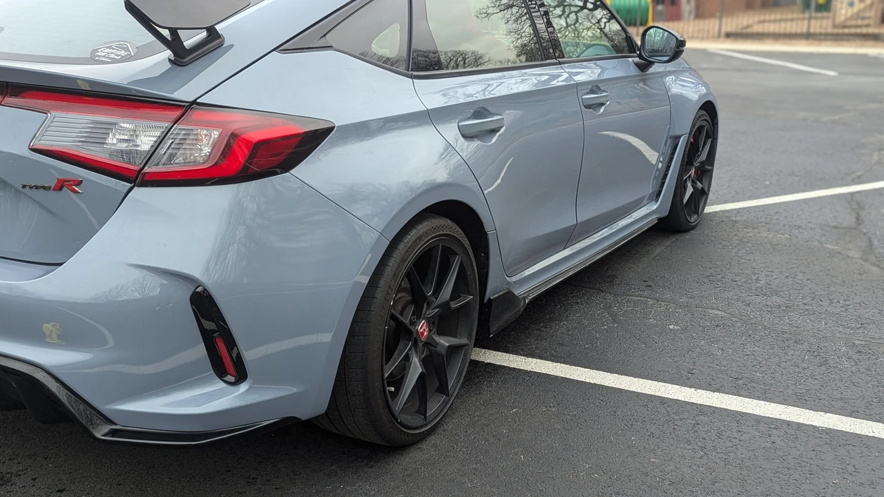 2023 Honda FL5 Civic Type R - Image 27 of 31