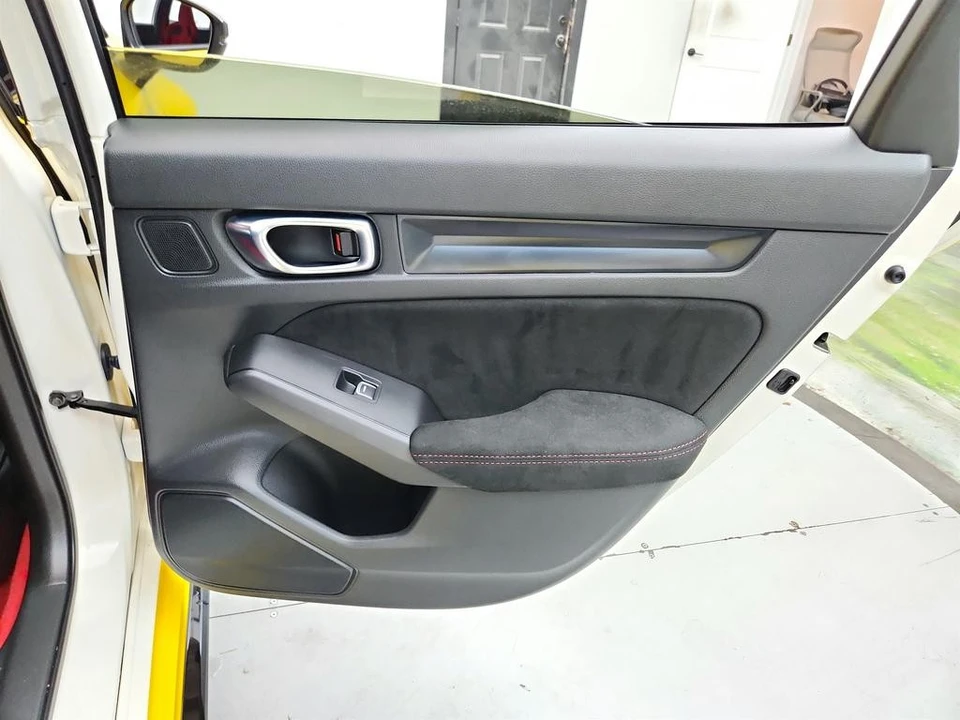 2023 Honda FL5 Civic Type R - Image 30 of 31