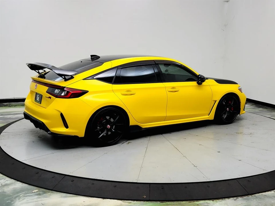 2023 Honda FL5 Civic Type R - Image 5 of 31