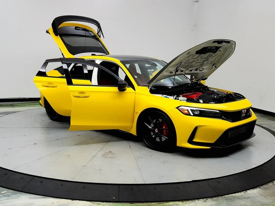 2023 Honda FL5 Civic Type R - Image 10 of 31
