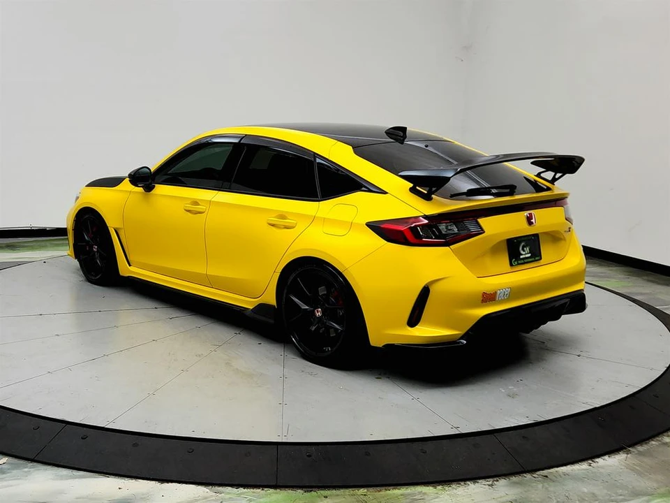 2023 Honda FL5 Civic Type R - Image 8 of 31