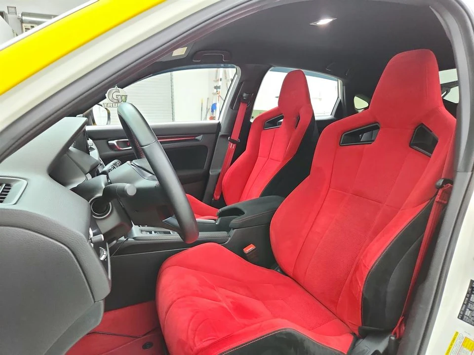 2023 Honda FL5 Civic Type R - Image 15 of 31