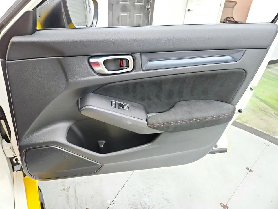 2023 Honda FL5 Civic Type R - Image 29 of 31