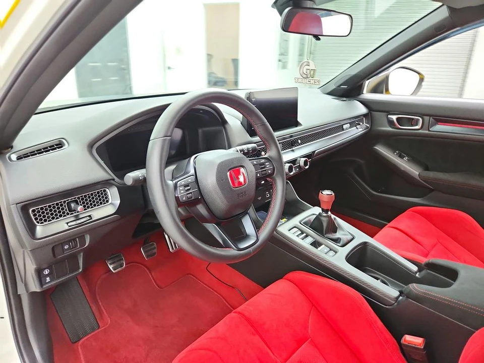2023 Honda FL5 Civic Type R - Image 14 of 31