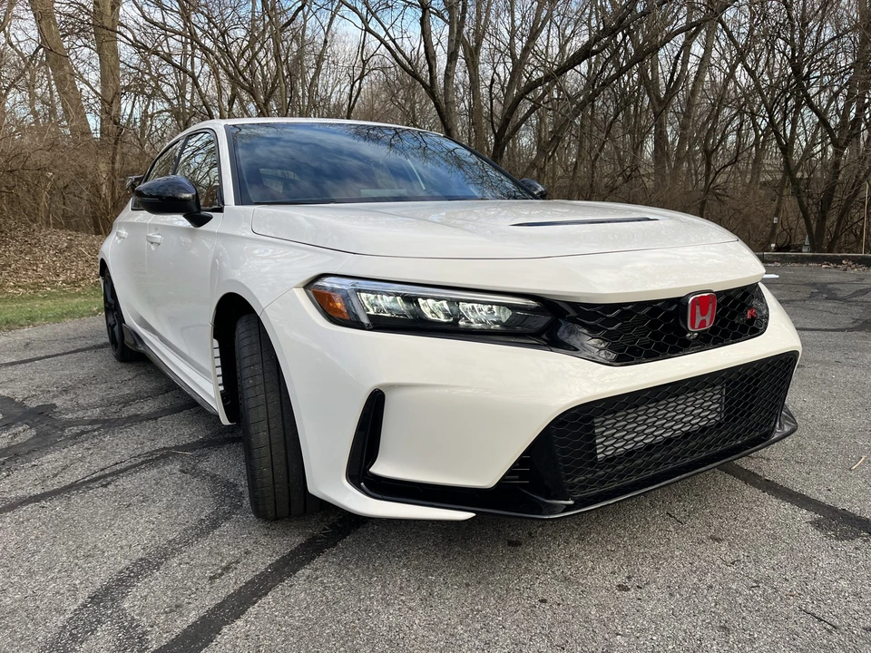 2023 Honda FL5 Civic Type R - Image 3 of 31