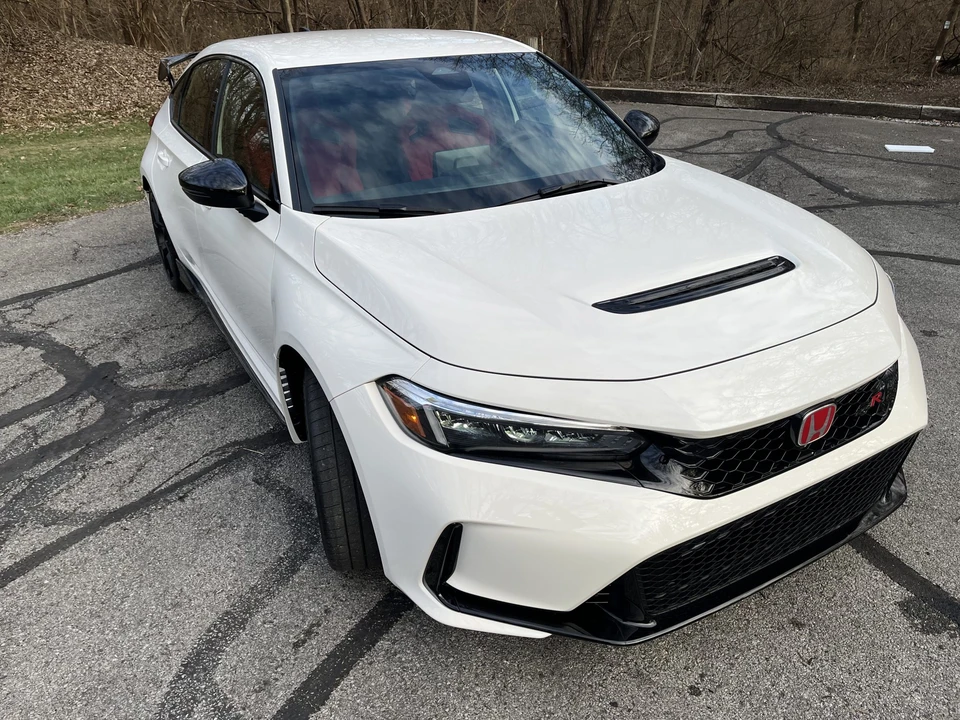 2023 Honda FL5 Civic Type R - Image 4 of 31