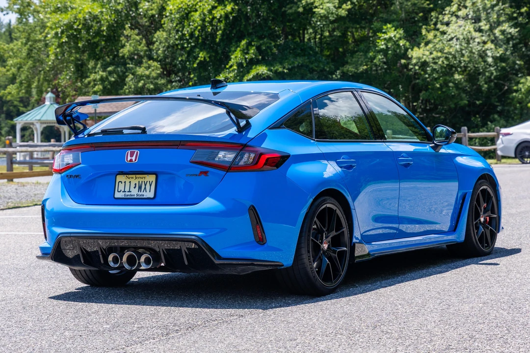 2023 Honda FL5 Civic Type R - Image 9 of 31