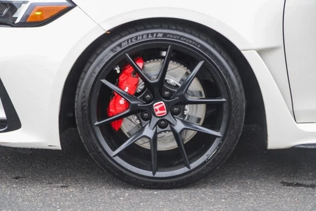 2023 Honda FL5 Civic Type R - Image 9 of 12
