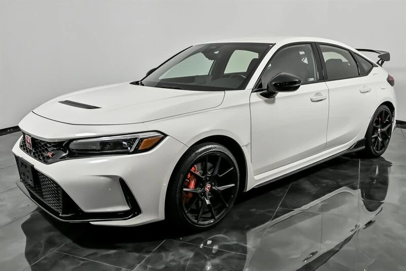 2023 Honda FL5 Civic Type R - Image 5 of 21