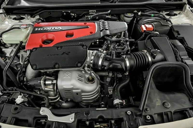 2023 Honda FL5 Civic Type R - Image 16 of 21