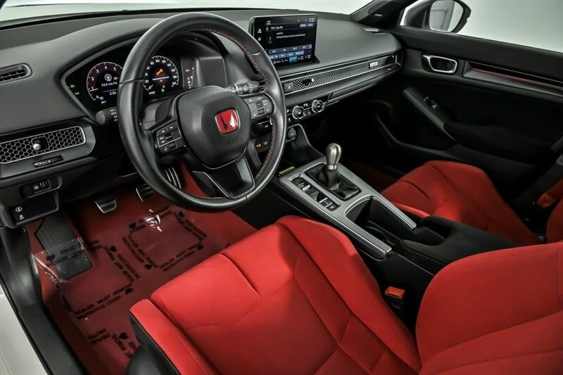2023 Honda FL5 Civic Type R - Image 18 of 21