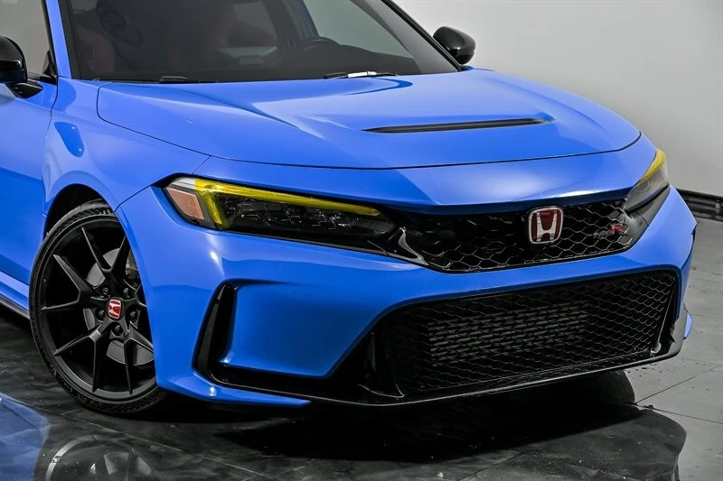 2023 Honda FL5 Civic Type R - Image 2 of 31