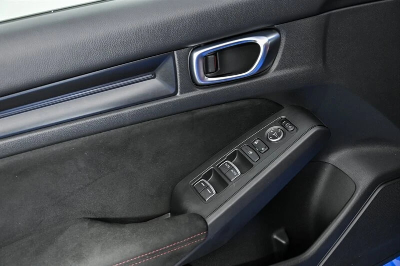 2023 Honda FL5 Civic Type R - Image 13 of 31