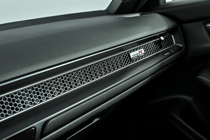 2023 Honda FL5 Civic Type R - Image 27 of 31