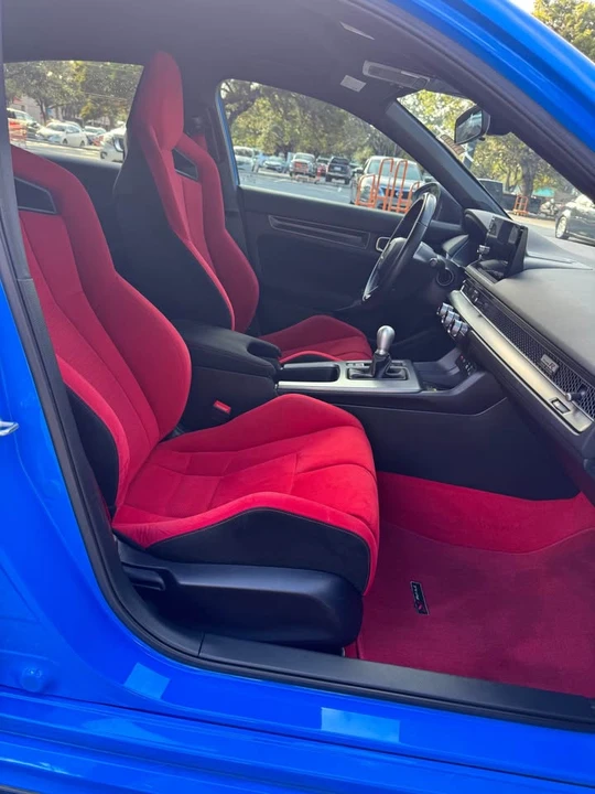 2023 Honda FL5 Civic Type R - Image 8 of 16