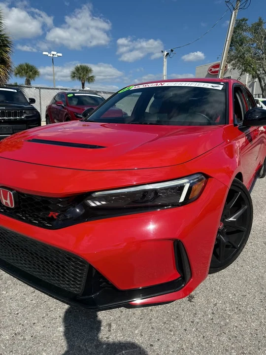 2023 Honda FL5 Civic Type R - Image 2 of 7