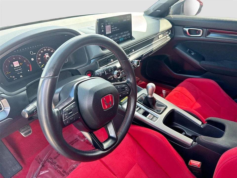 2023 Honda FL5 Civic Type R - Image 9 of 21