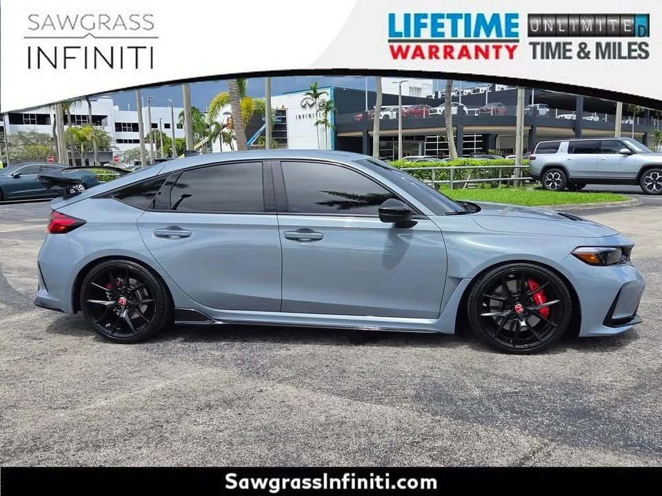 2023 Honda FL5 Civic Type R - Image 10 of 20