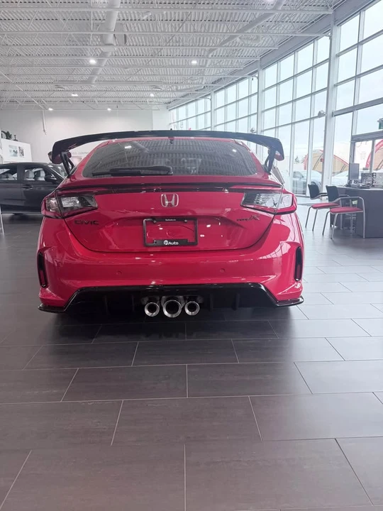 2023 Honda FL5 Civic Type R - Image 3 of 14