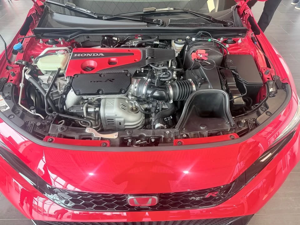 2023 Honda FL5 Civic Type R - Image 11 of 14