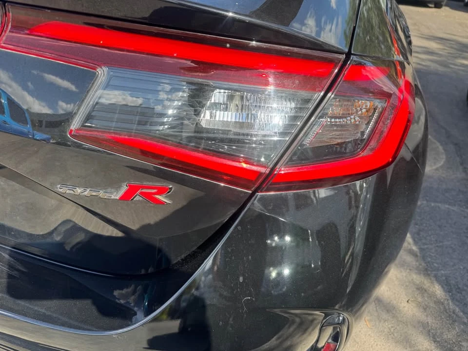 2023 Honda FL5 Civic Type R - Image 7 of 11