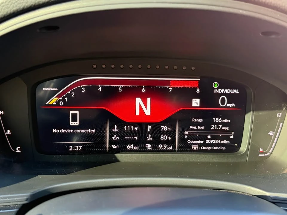 2023 Honda FL5 Civic Type R - Image 8 of 11