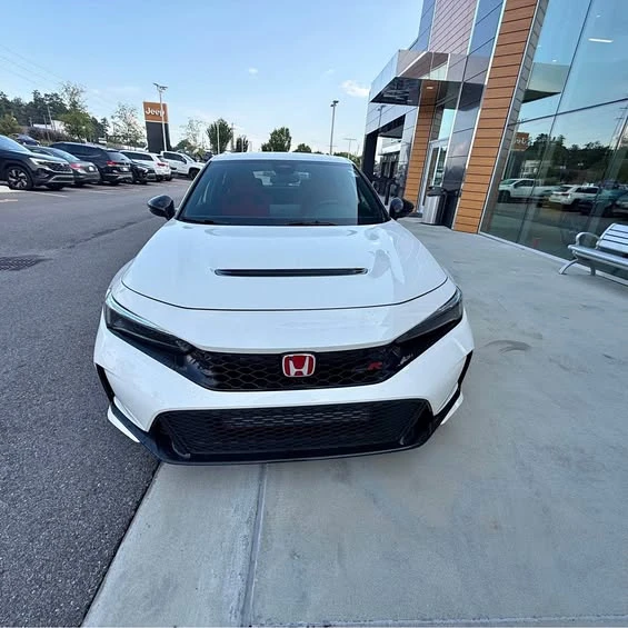 2023 Honda FL5 Civic Type R - Image 1 of 1
