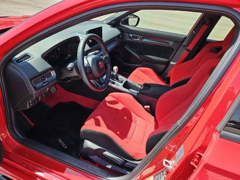 2023 Honda FL5 Civic Type R - Image 2 of 18
