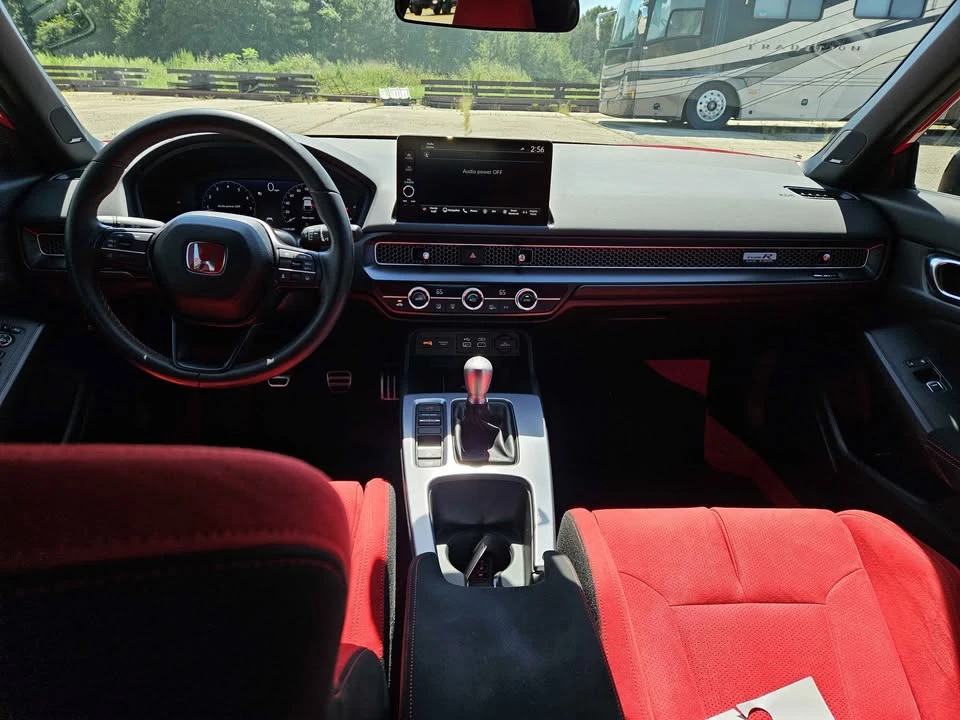 2023 Honda FL5 Civic Type R - Image 9 of 18