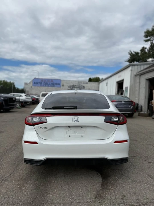 2023 Honda Civic 11th Gen - Image 6 of 17