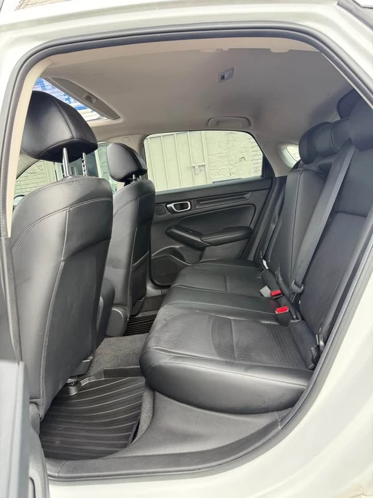 2023 Honda Civic 11th Gen - Image 10 of 17