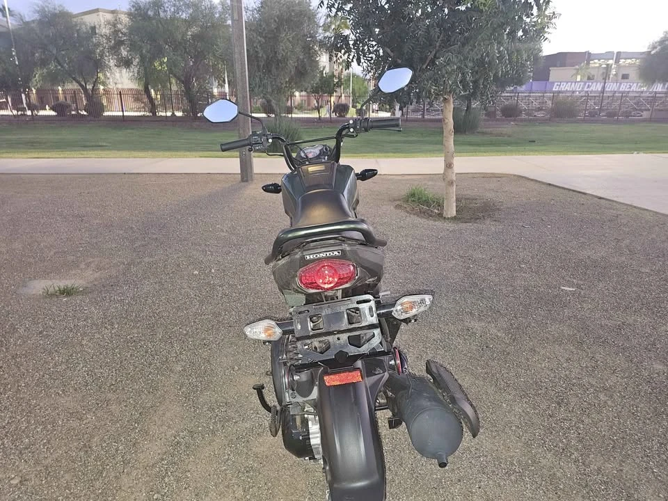 2023 Honda Motorcycles - Image 3 of 8