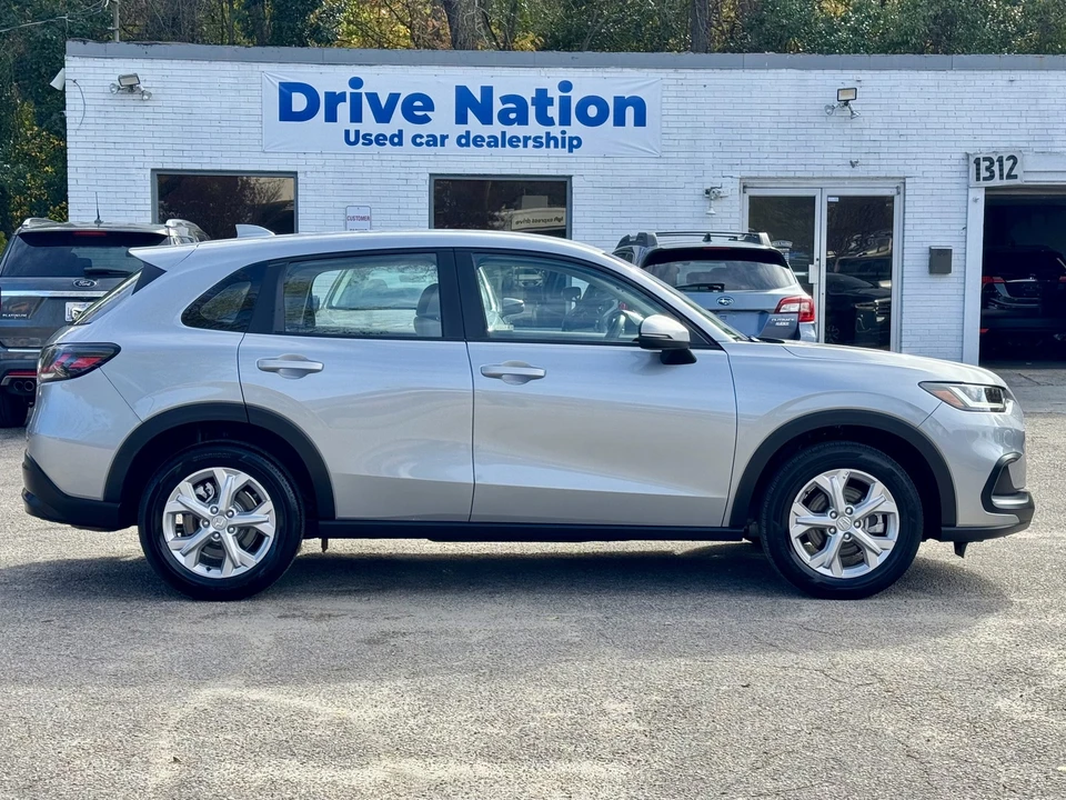 2023 Honda HR-V 3rd Gen - Image 4 of 18