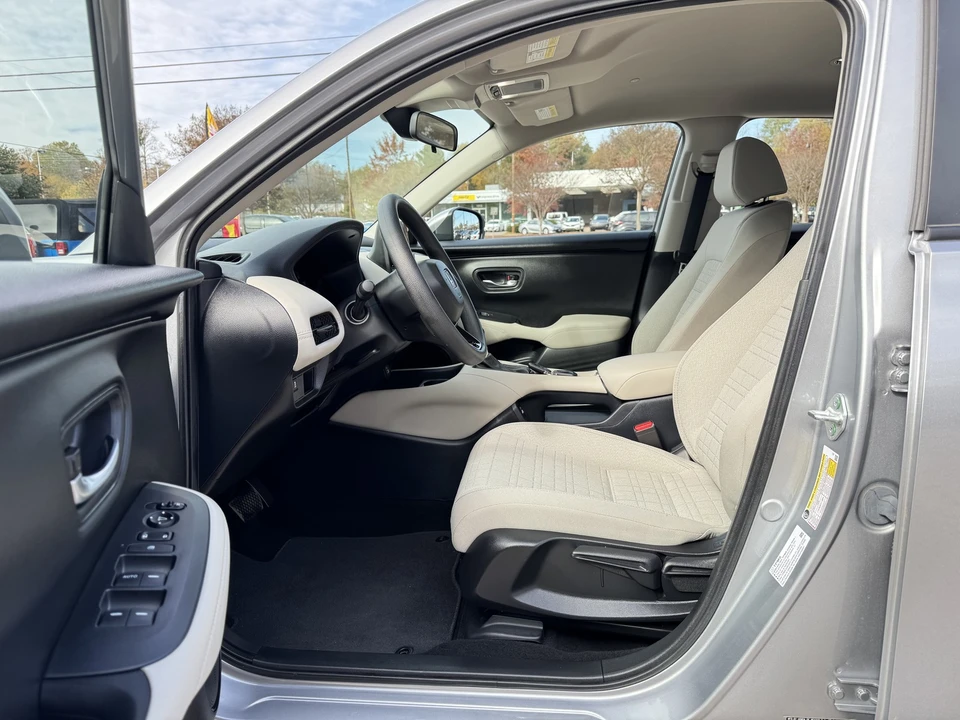 2023 Honda HR-V 3rd Gen - Image 9 of 18