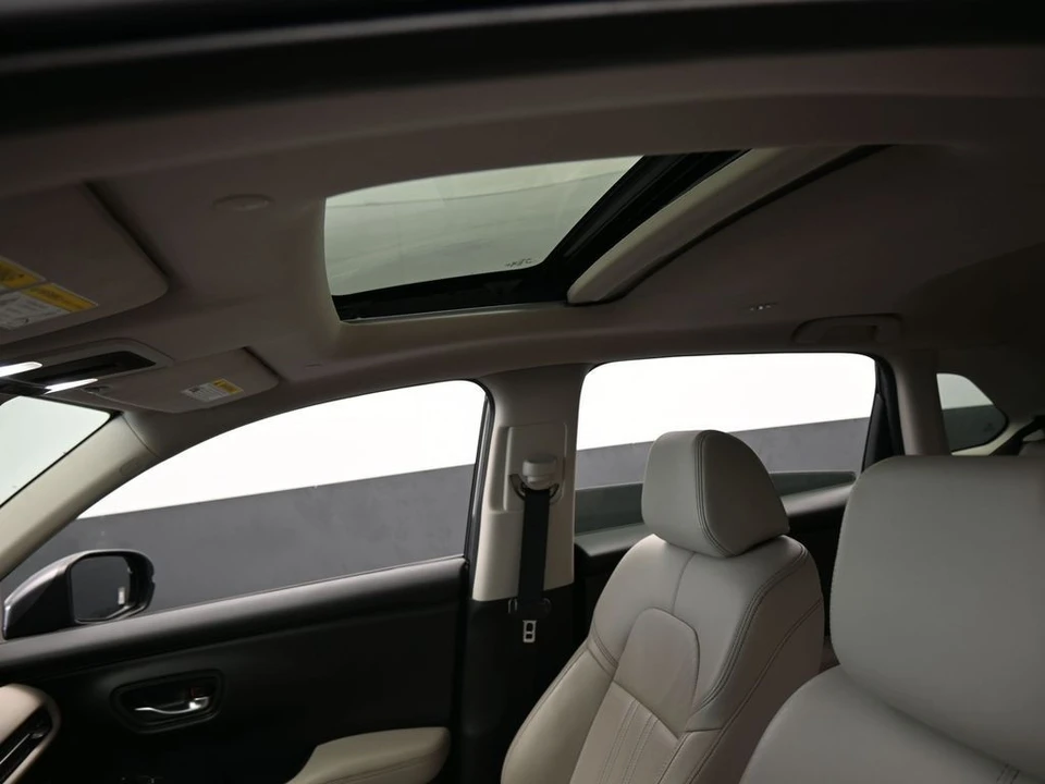 2023 Honda HR-V 3rd Gen - Image 11 of 12