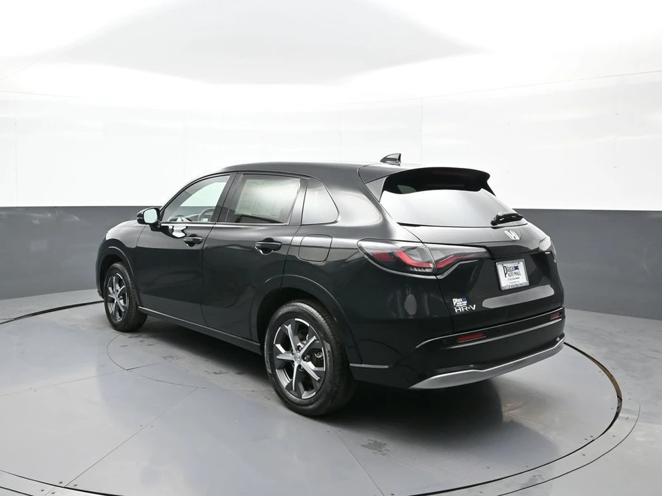 2023 Honda HR-V 3rd Gen - Image 8 of 21