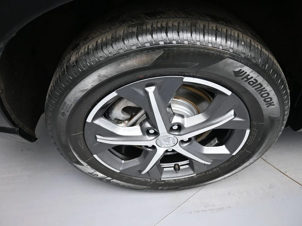 2023 Honda HR-V 3rd Gen - Image 12 of 21
