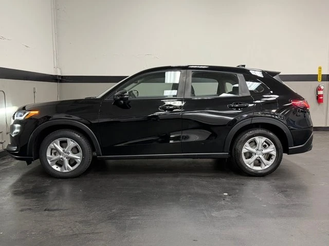 2023 Honda HR-V 3rd Gen - Image 16 of 21